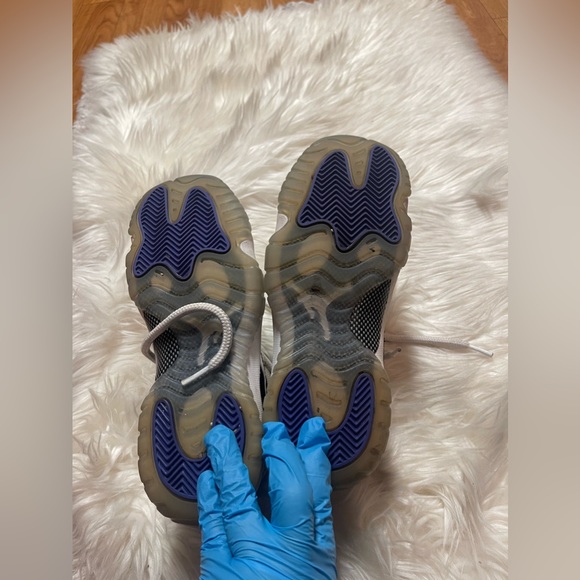 Nike Air Jordan 11 XI Retro Concord 2018 GS - 378038-100 - Size 5Y - Picture 9 of 16